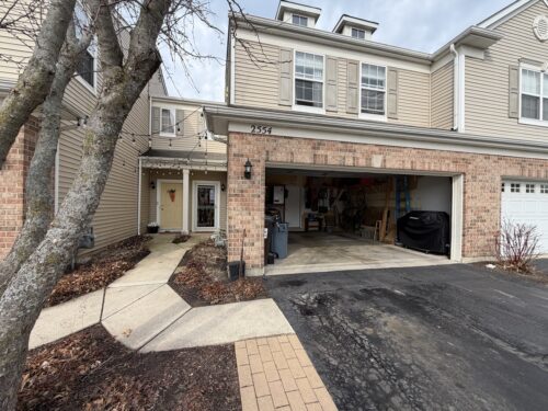 2554 Evergreen Circle #2554, McHenry, IL