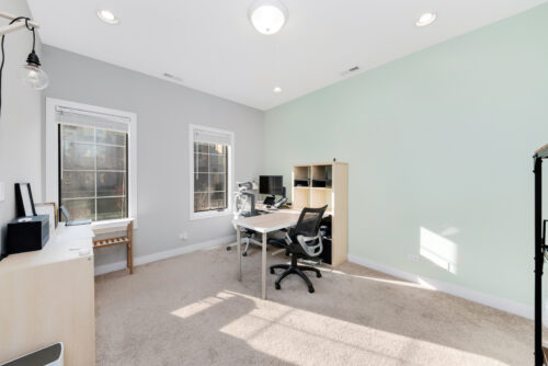 1025 Walnut Way, Oak Park, IL