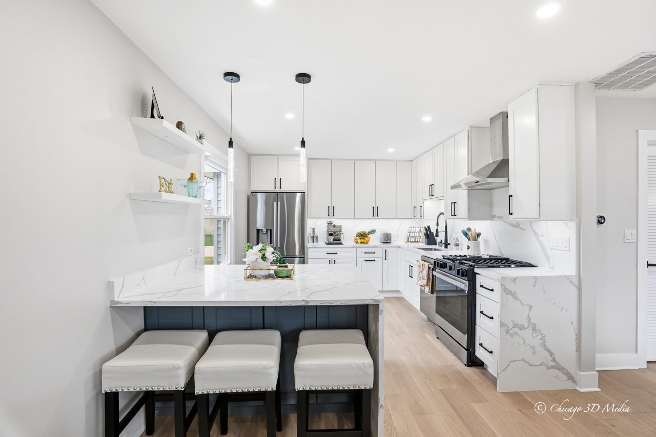 115 Red Bridge Road, Lake Zurich, IL