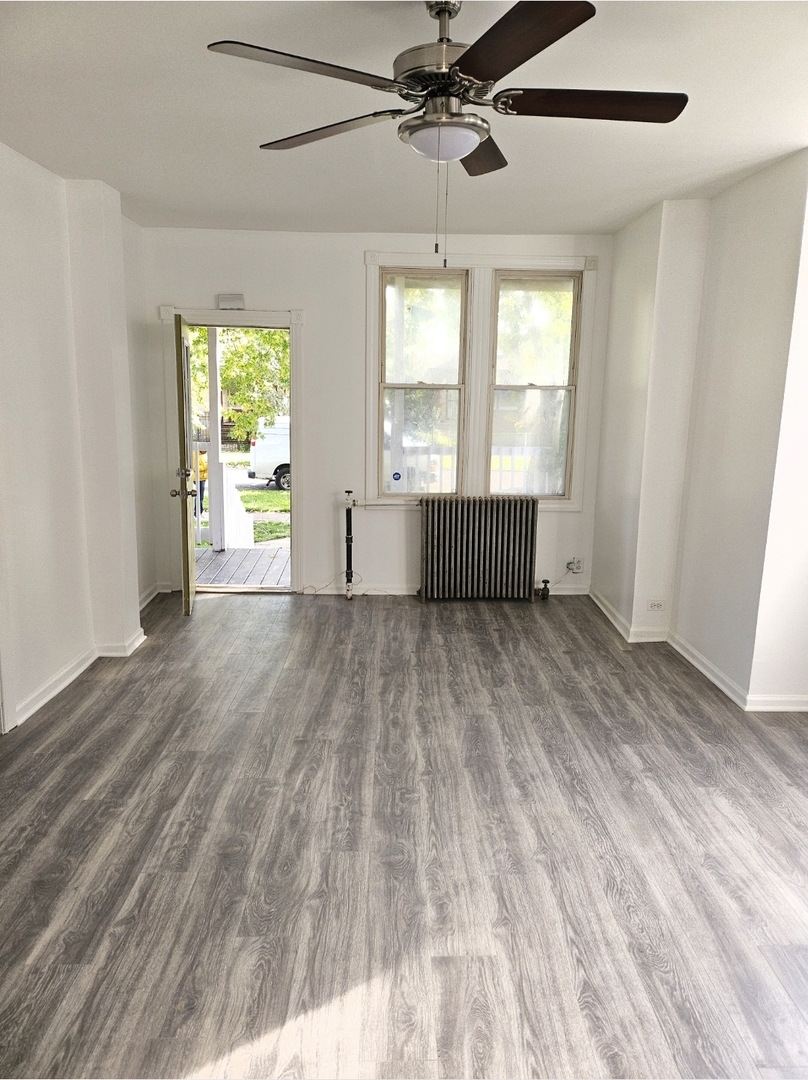 8542 S LOWE Avenue, Chicago, IL