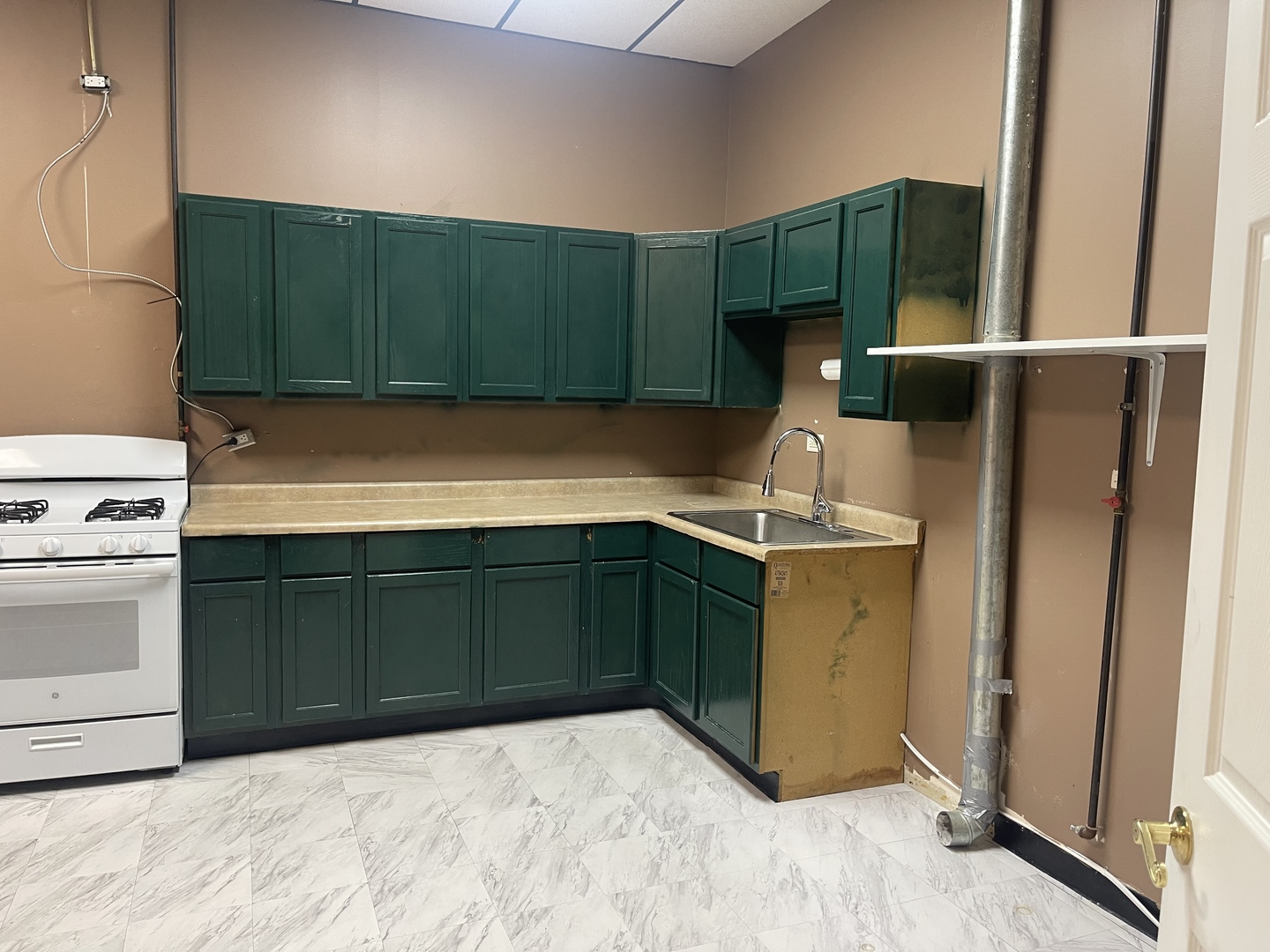 433 Ogden Avenue, Downers Grove, IL