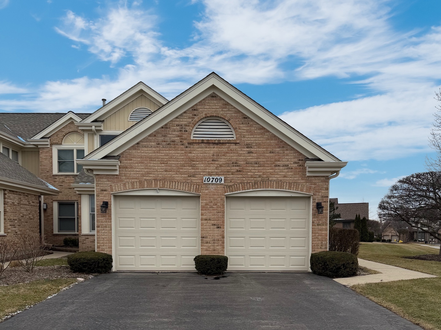 10709 Hollow Tree Road, Orland Park, IL
