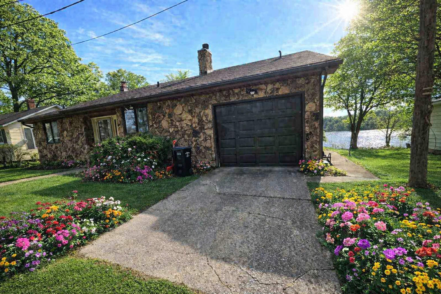 67833 Lake Trail Road, Lakeville, IN