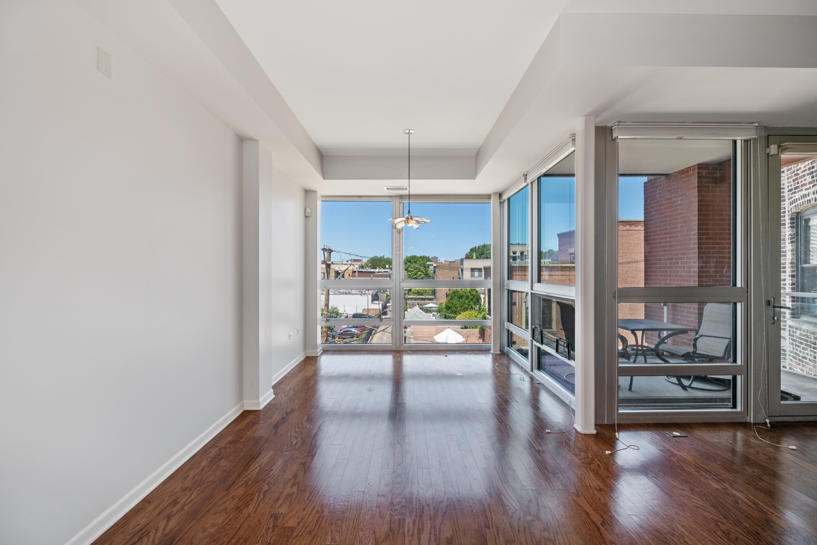 744 W Fullerton Avenue #403, Chicago, IL