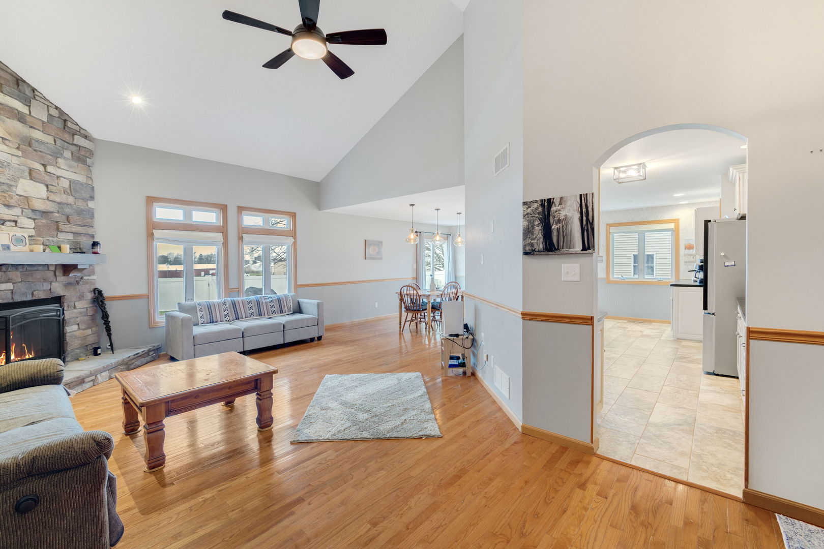 125 N Hamilton Drive, Grant Park, IL