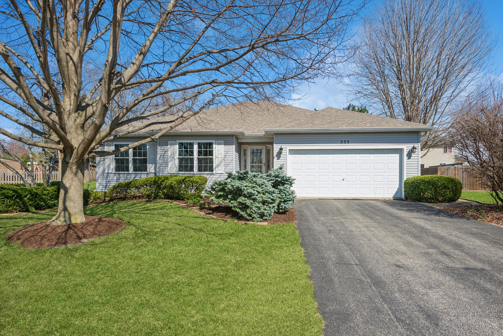 233 Spring Court, North Aurora, IL