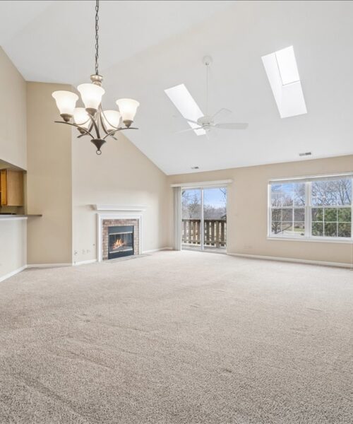 1987 Silver Lake Road, Arlington Heights, IL