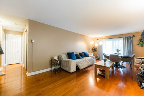 1815 Whitechapel Drive #2D, Mount Prospect, IL