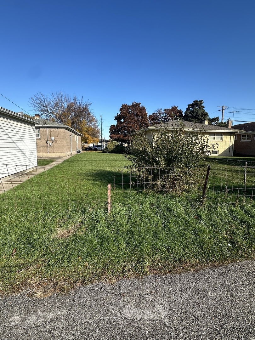 2917 E 130th Street, Chicago, IL