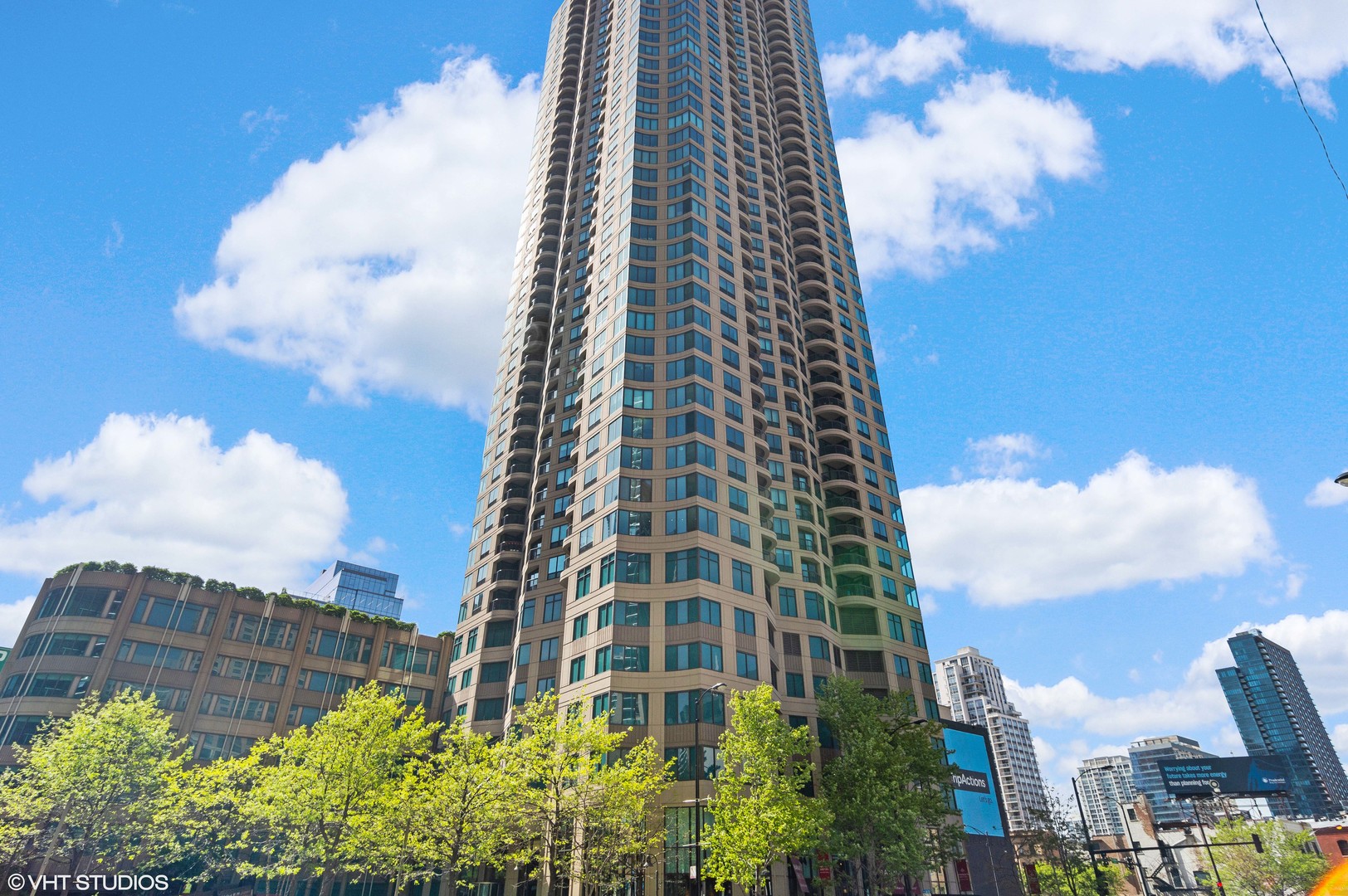 400 N LaSalle Street #3305, Chicago, IL