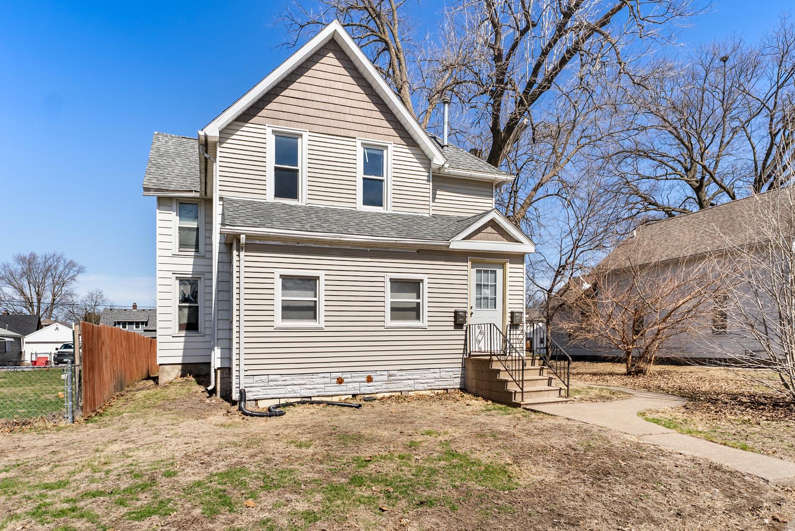 1128 W 14th Street, Davenport, IA