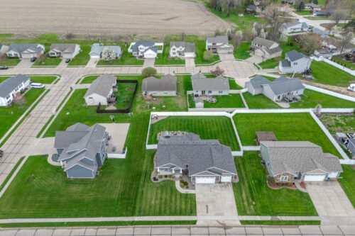 339 Hillside Drive, Eldridge, IA