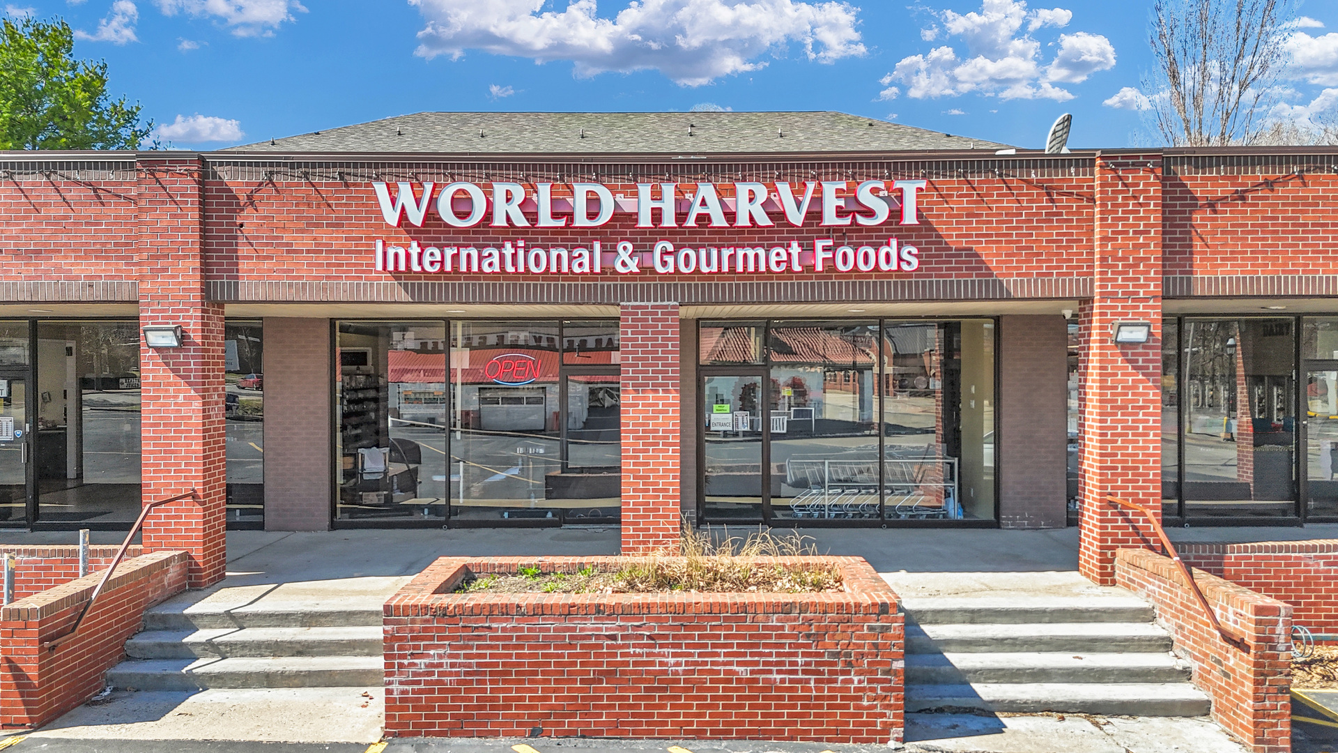 306 W Springfield Avenue, Urbana, IL