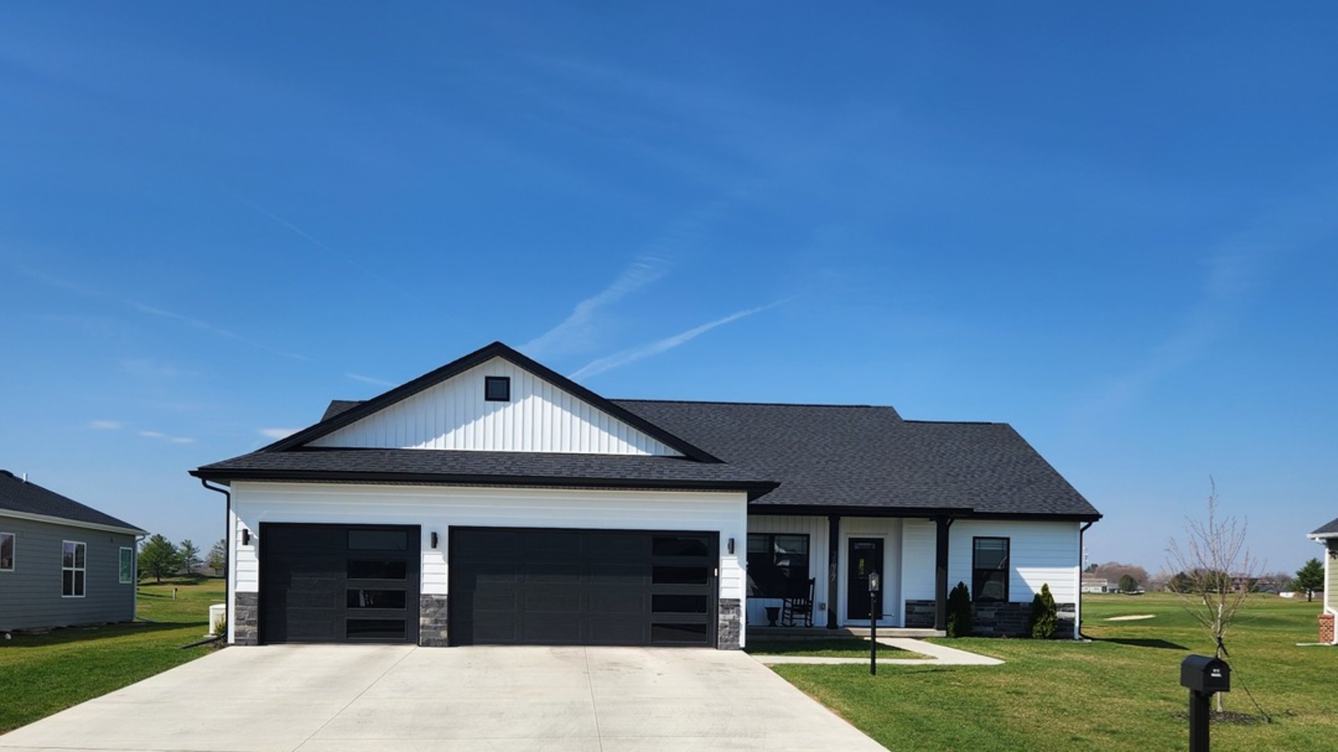 2817 E Stone Creek Boulevard, Urbana, IL