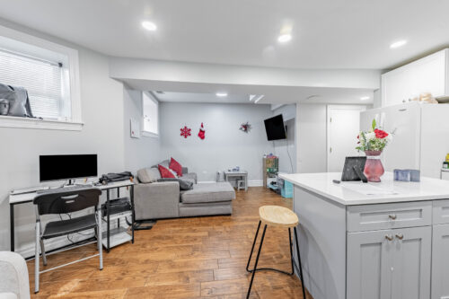 2256 W Adams Street #G, Chicago, IL
