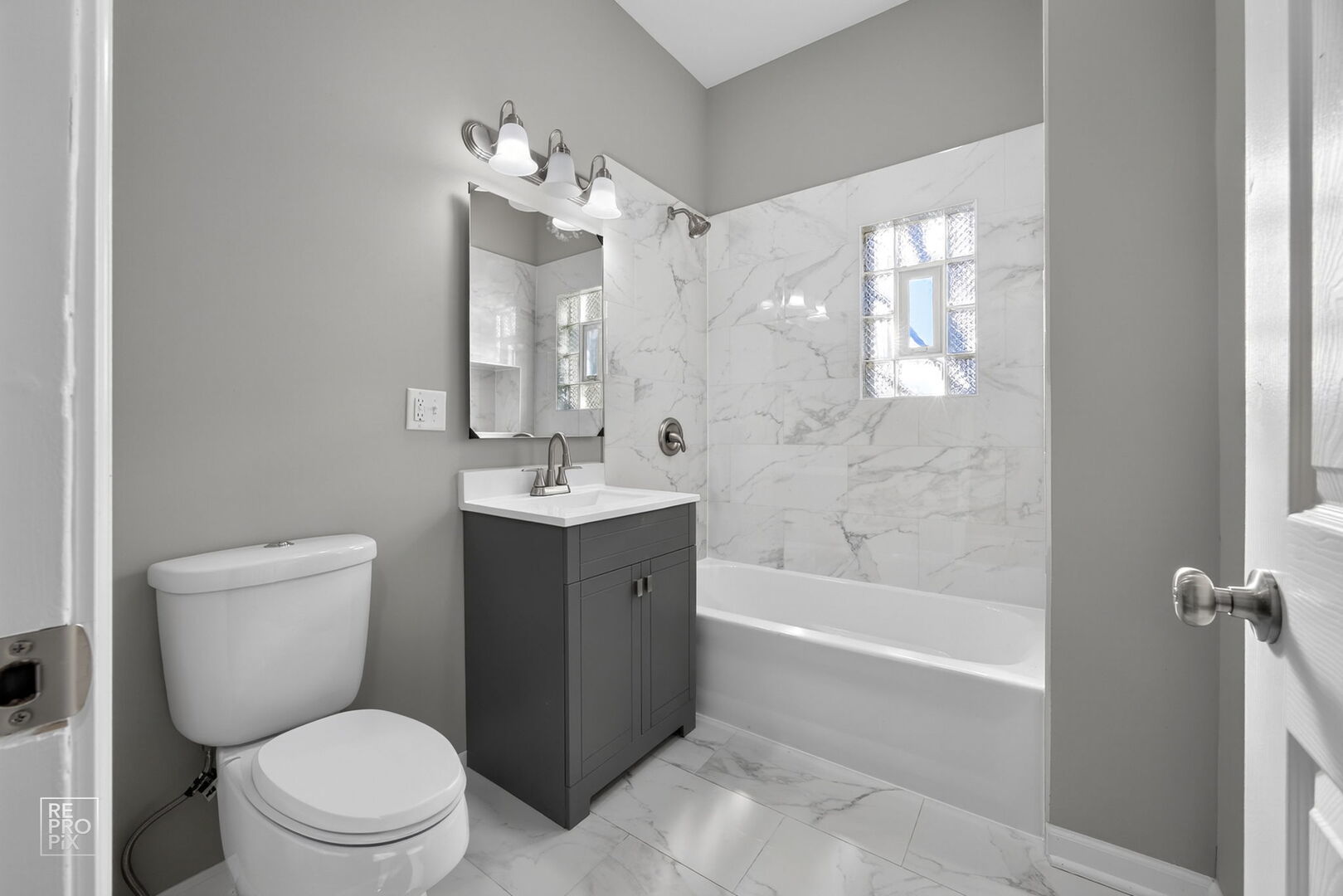 5344 S Aberdeen Street #1, Chicago, IL