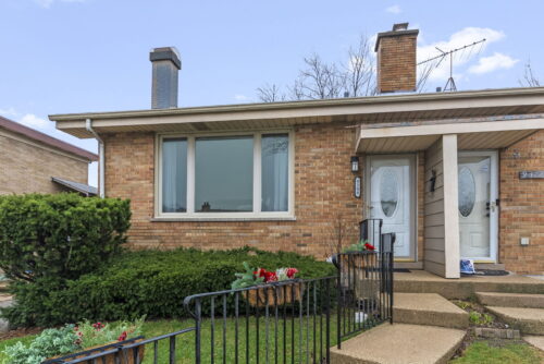 9308 Home Court, Des Plaines, IL
