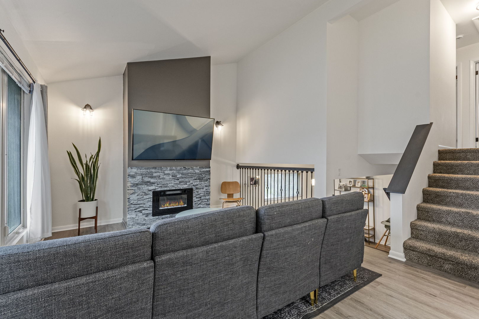 9308 Home Court, Des Plaines, IL