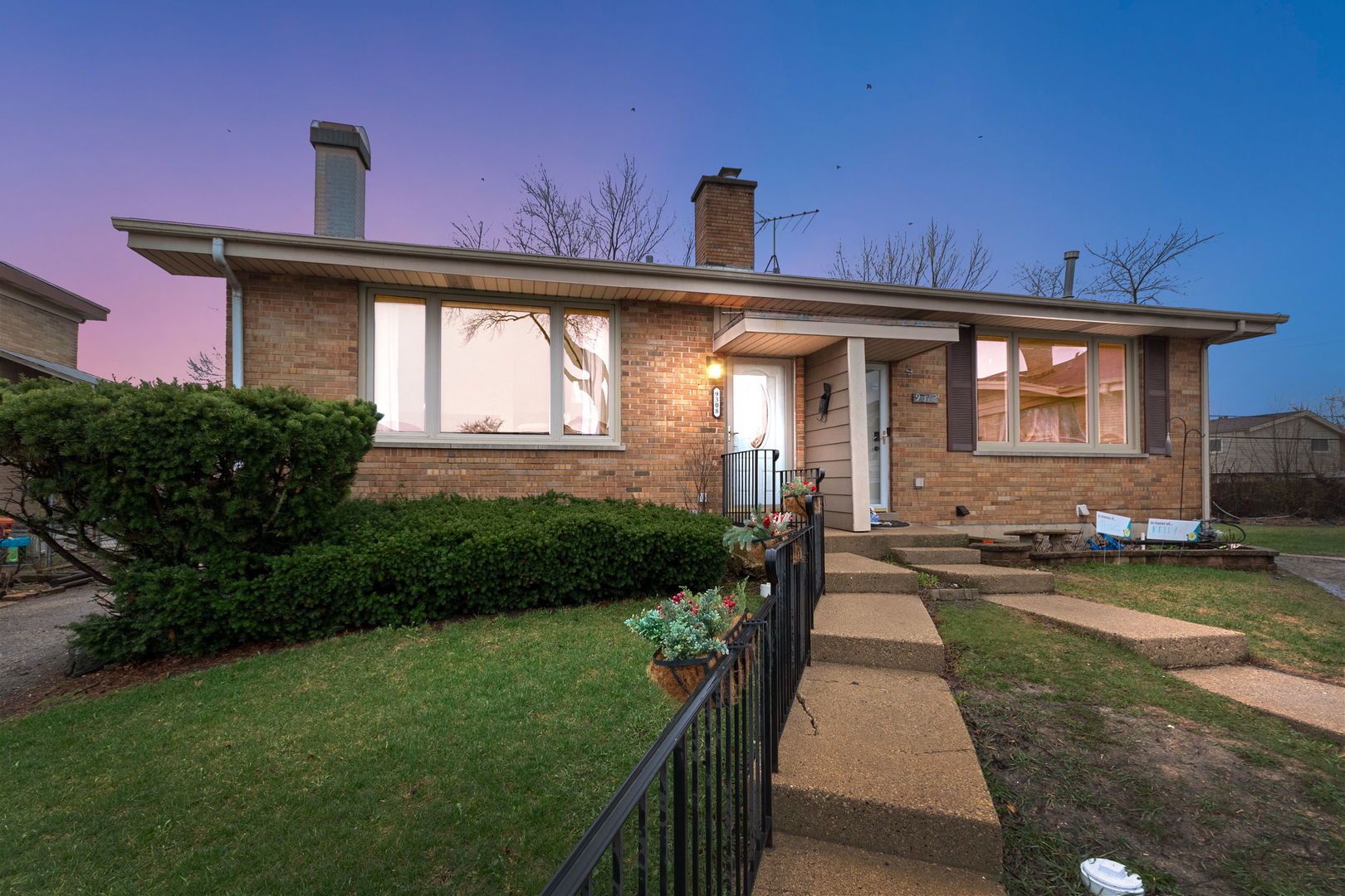 9308 Home Court, Des Plaines, IL