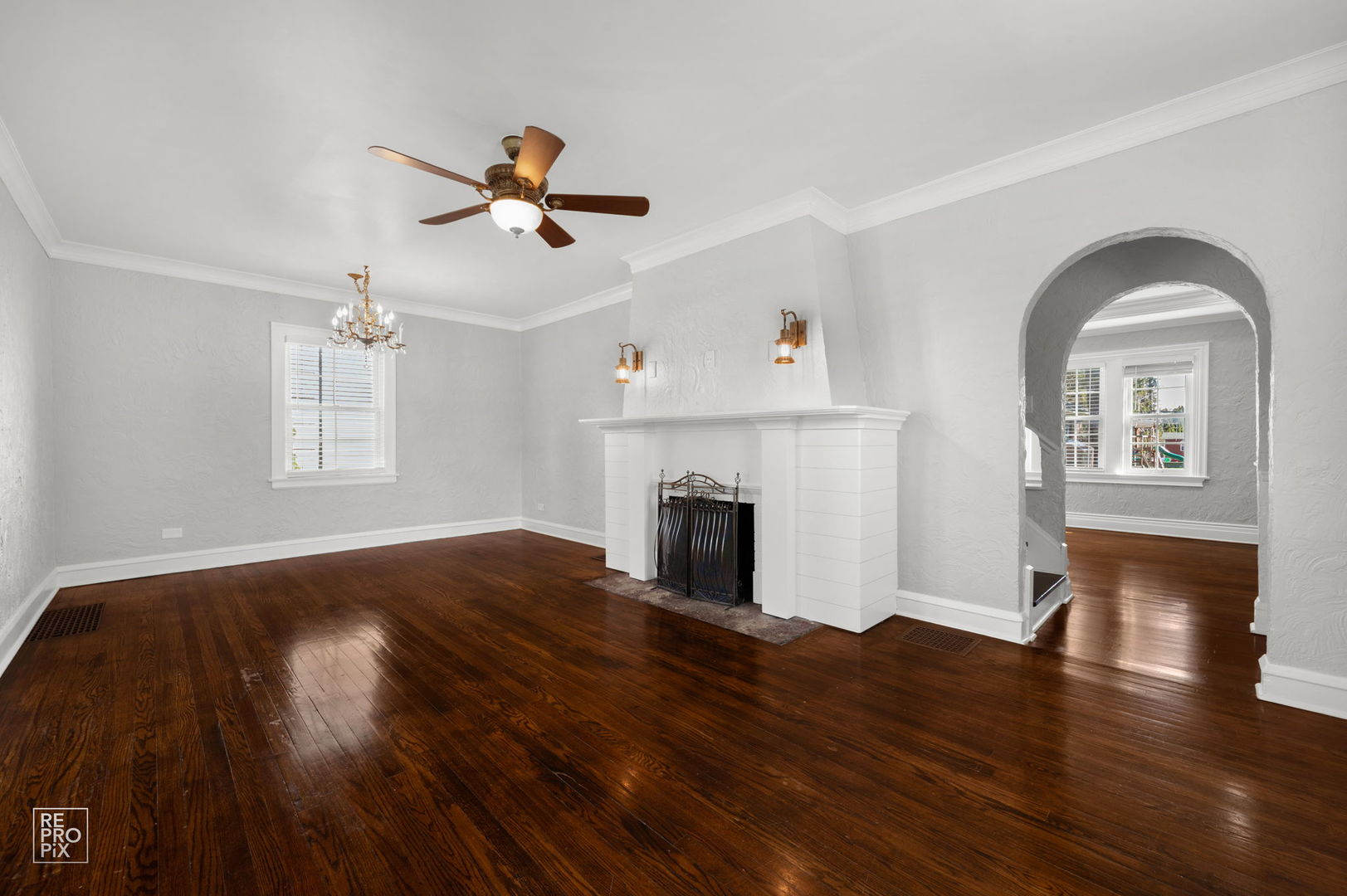 120 E Fremont Avenue, Elmhurst, IL