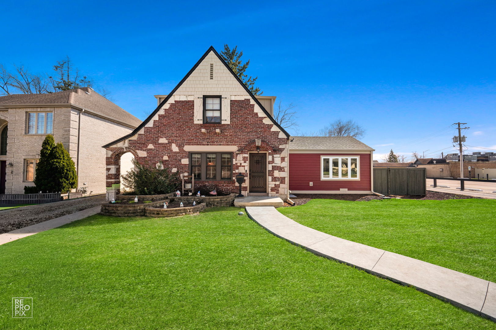 120 E Fremont Avenue, Elmhurst, IL