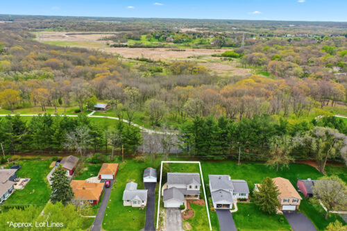 5416 Oakwood Drive, Oakwood Hills, IL