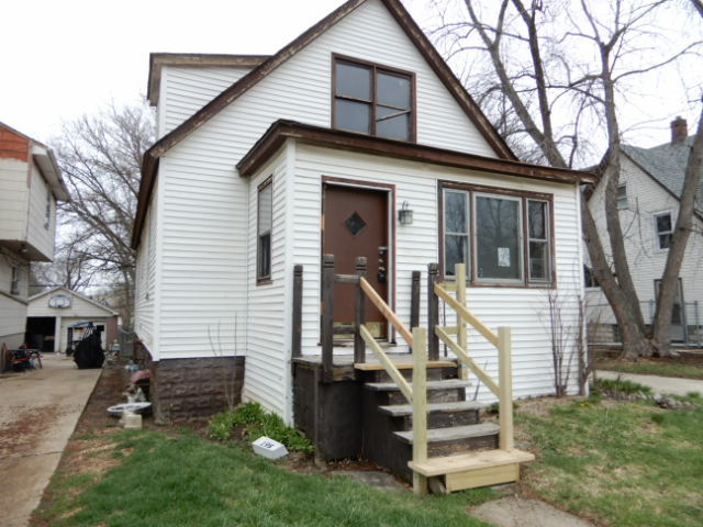 195 W 15th Street, Chicago Heights, IL