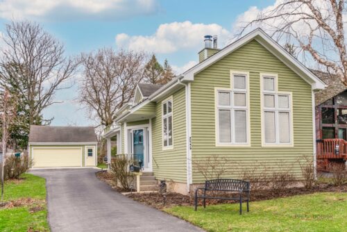 105 Lincoln Avenue, Fox River Grove, IL