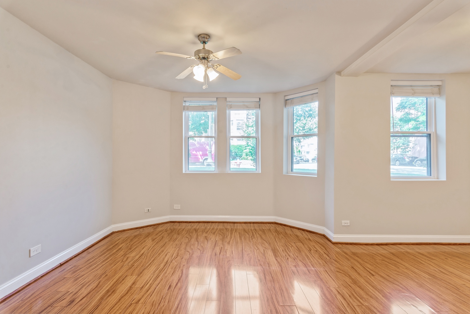 702 Reba Place #G2, Evanston, IL