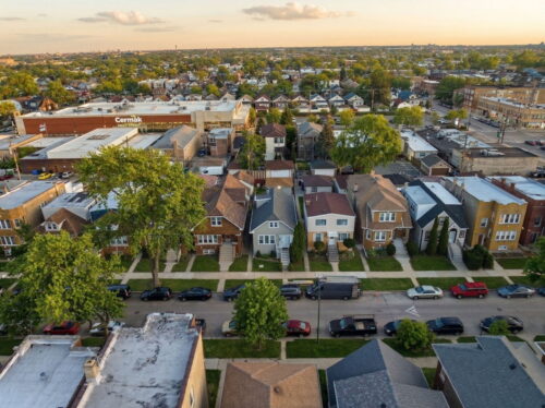 5135 W Melrose Street, Chicago, IL