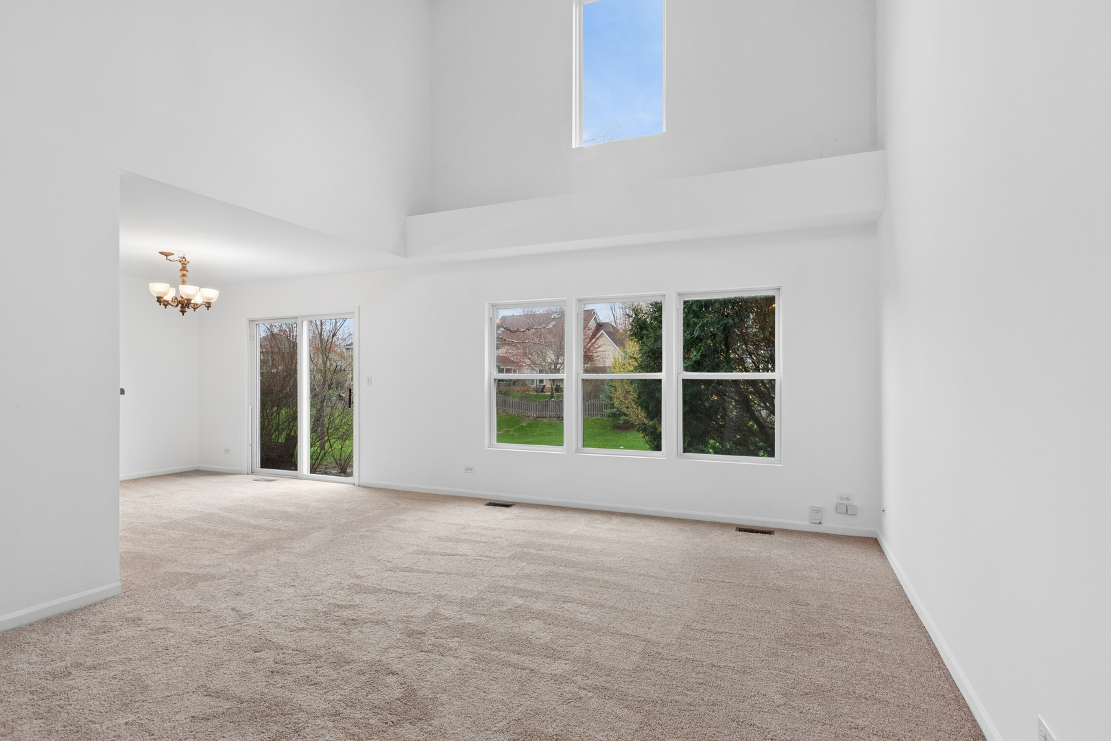 2546 Heritage Court, Geneva, IL