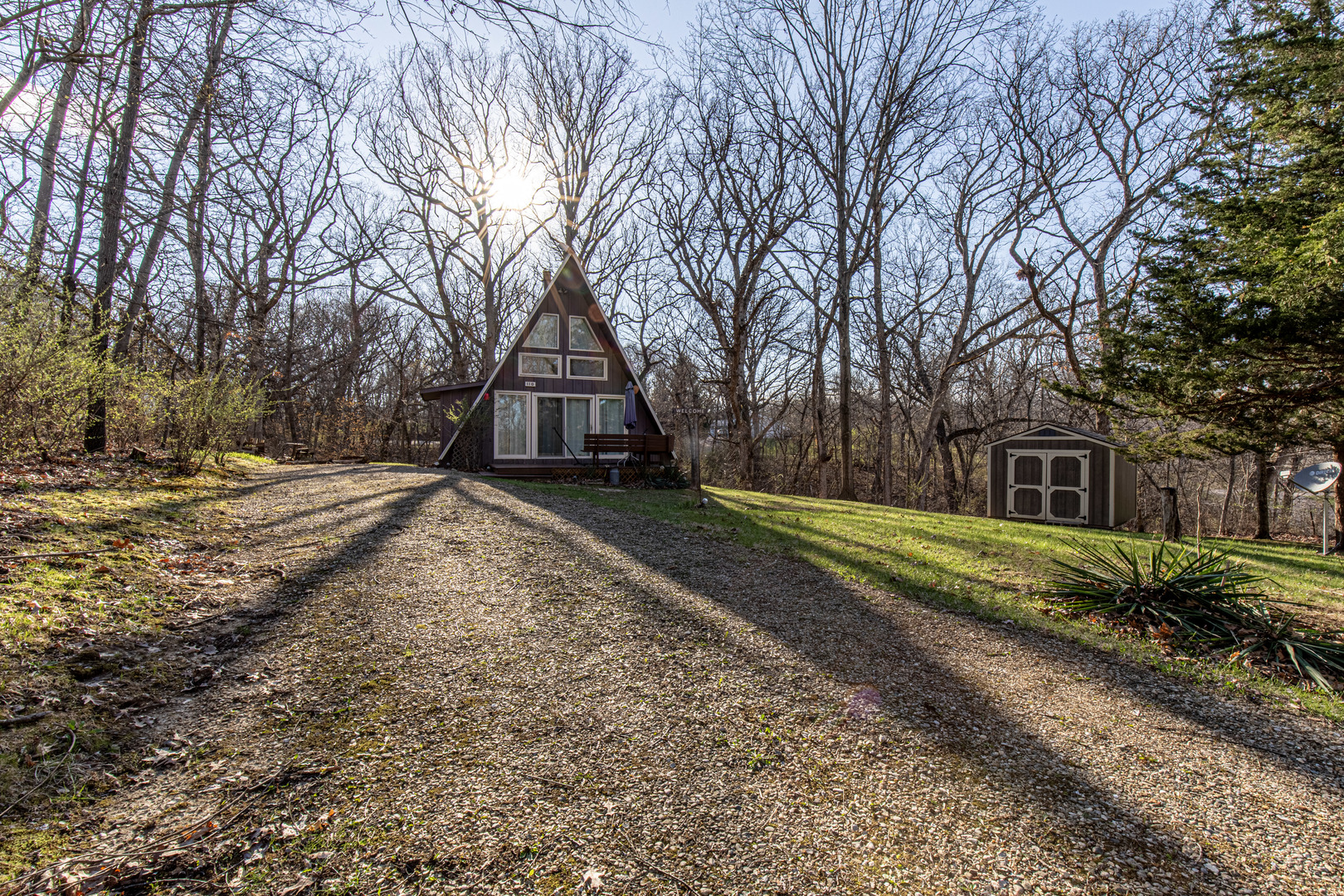 110 Indian Hills Drive, Putnam, IL