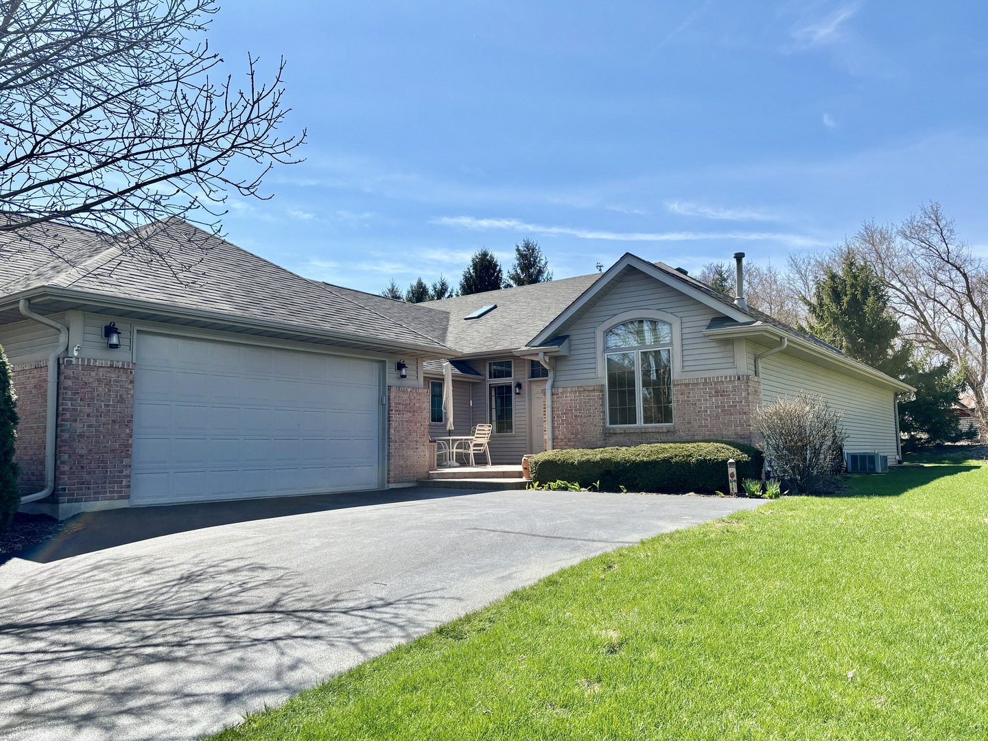 11370 Lindbergh Lane, Poplar Grove, IL