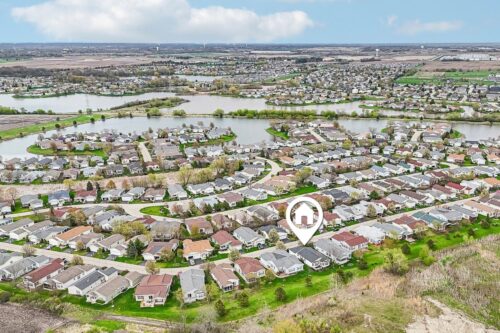 226 Rodeo Drive, Grayslake, IL