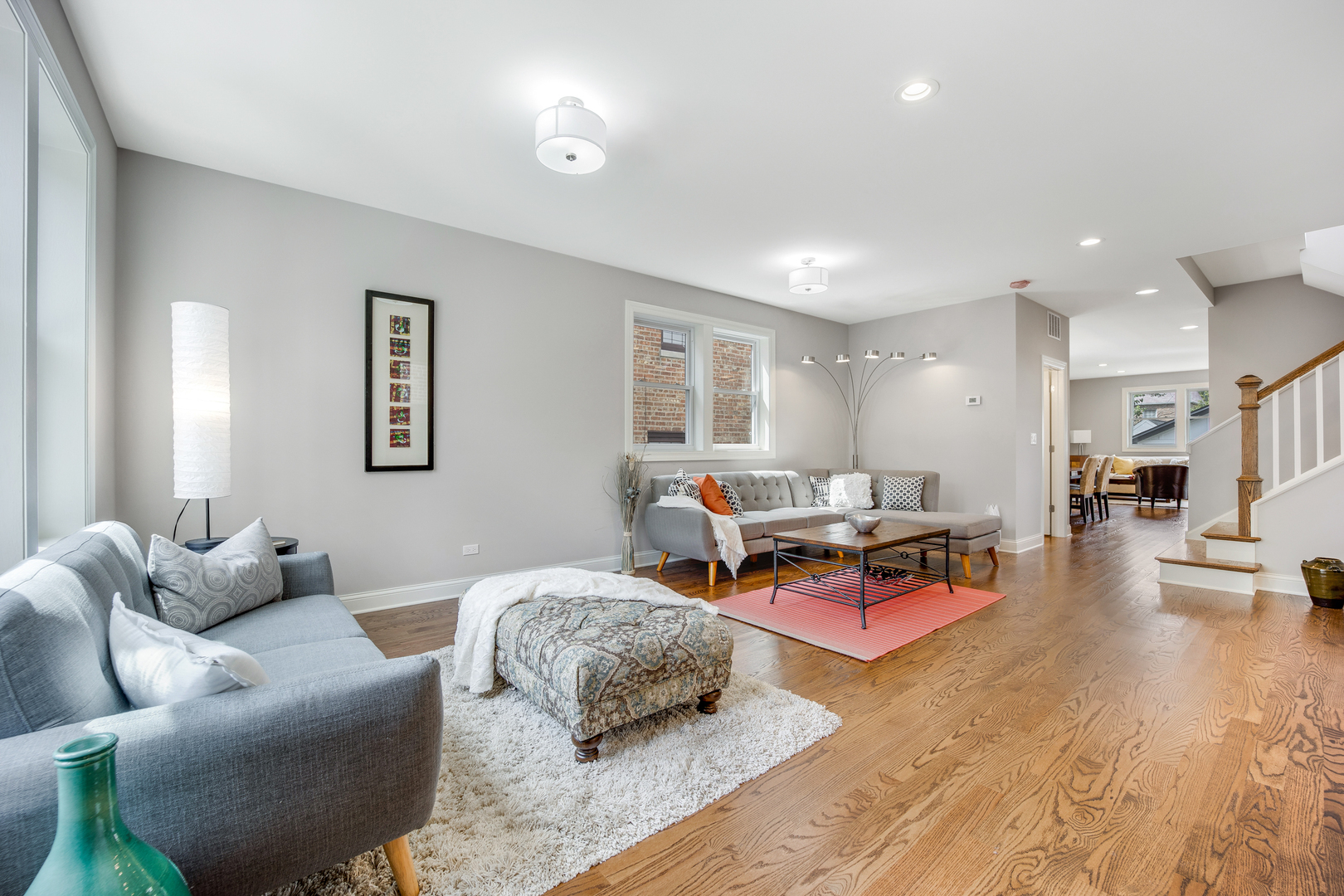 6038 N Drake Avenue, Chicago, IL