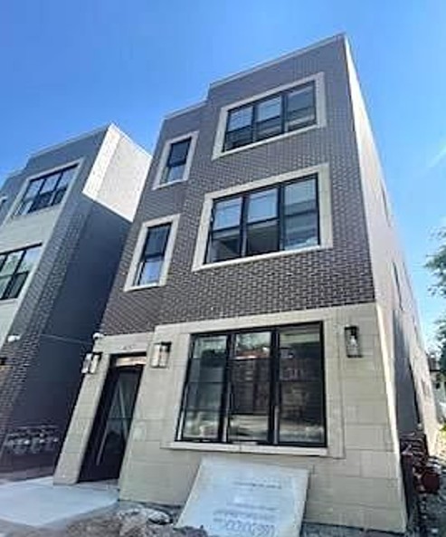 4157 S Prairie Avenue, Chicago, IL