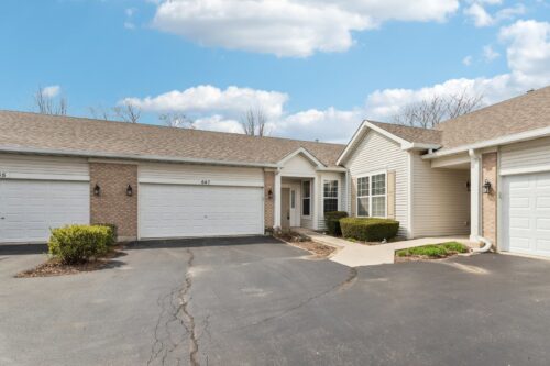 647 S Cadillac Circle, Romeoville, IL