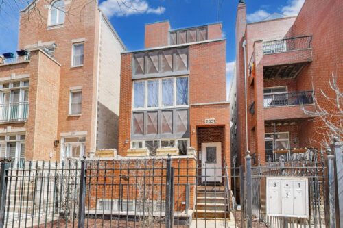 2851 N Damen Avenue #1, Chicago, IL