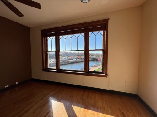 26 E Downer Place #B, Aurora, IL