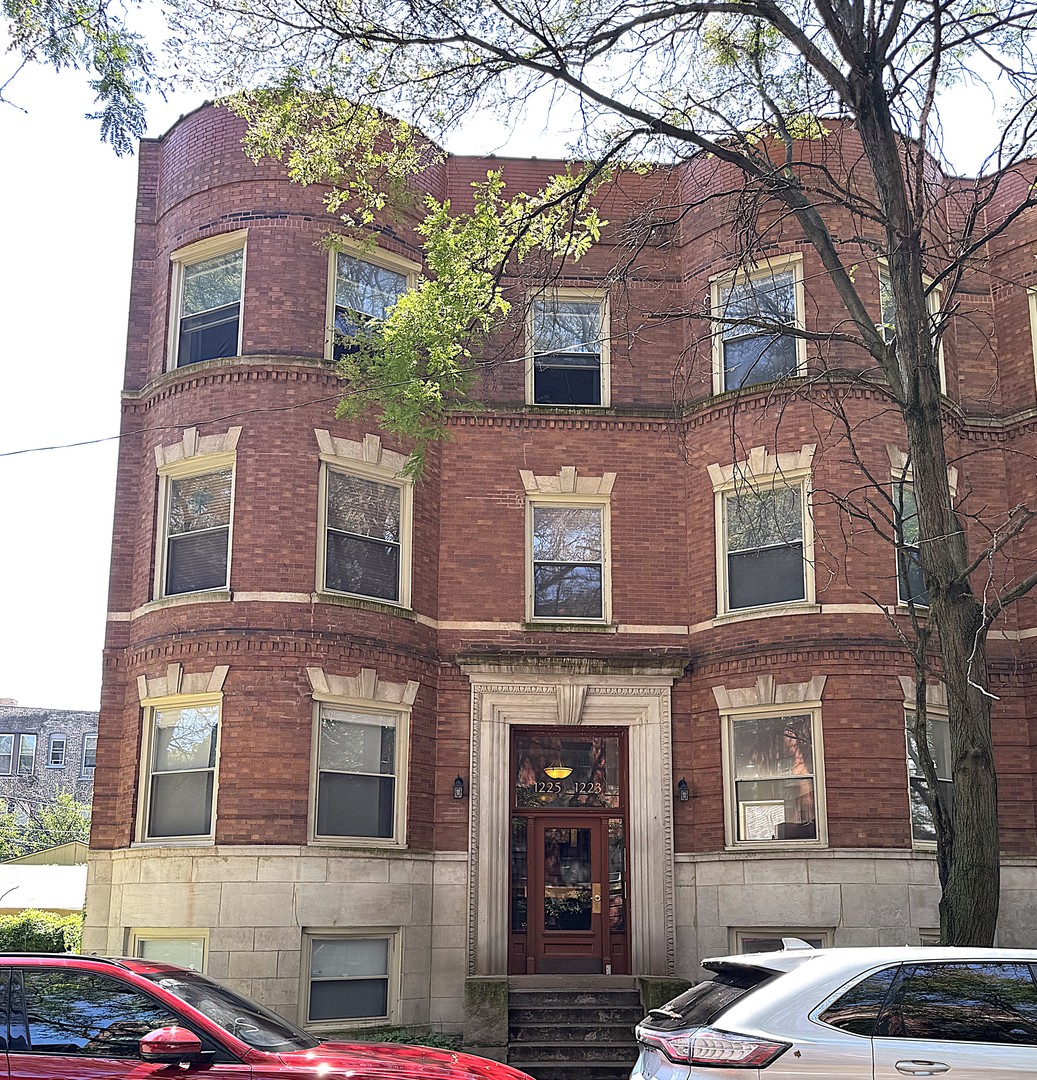 1223 E 52nd Street #1, Chicago, IL
