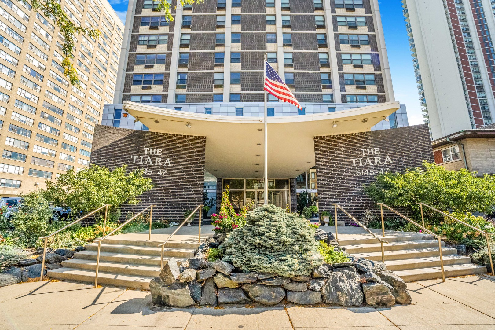 6147 N Sheridan Road #27A, Chicago, IL