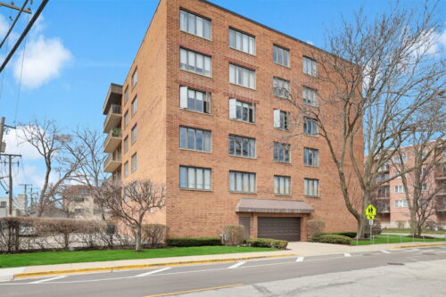 1389 Perry Street #203, Des Plaines, IL
