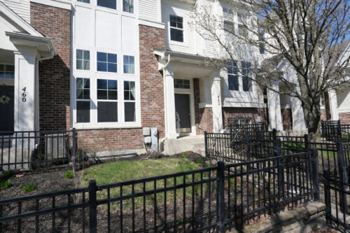 462 GROSVENOR Lane, Aurora, IL