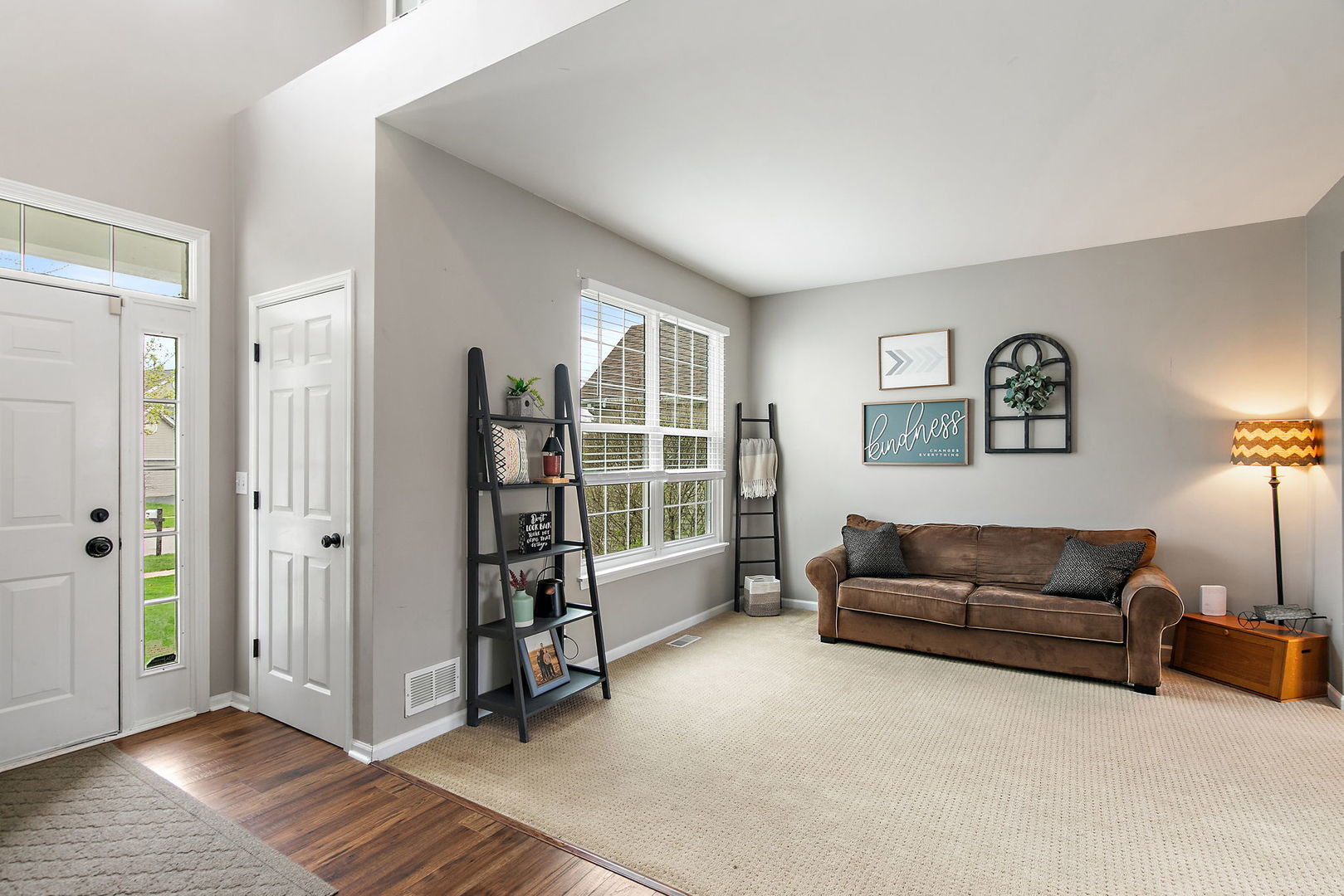 4951 Thistle Lane, Lake In The Hills, IL