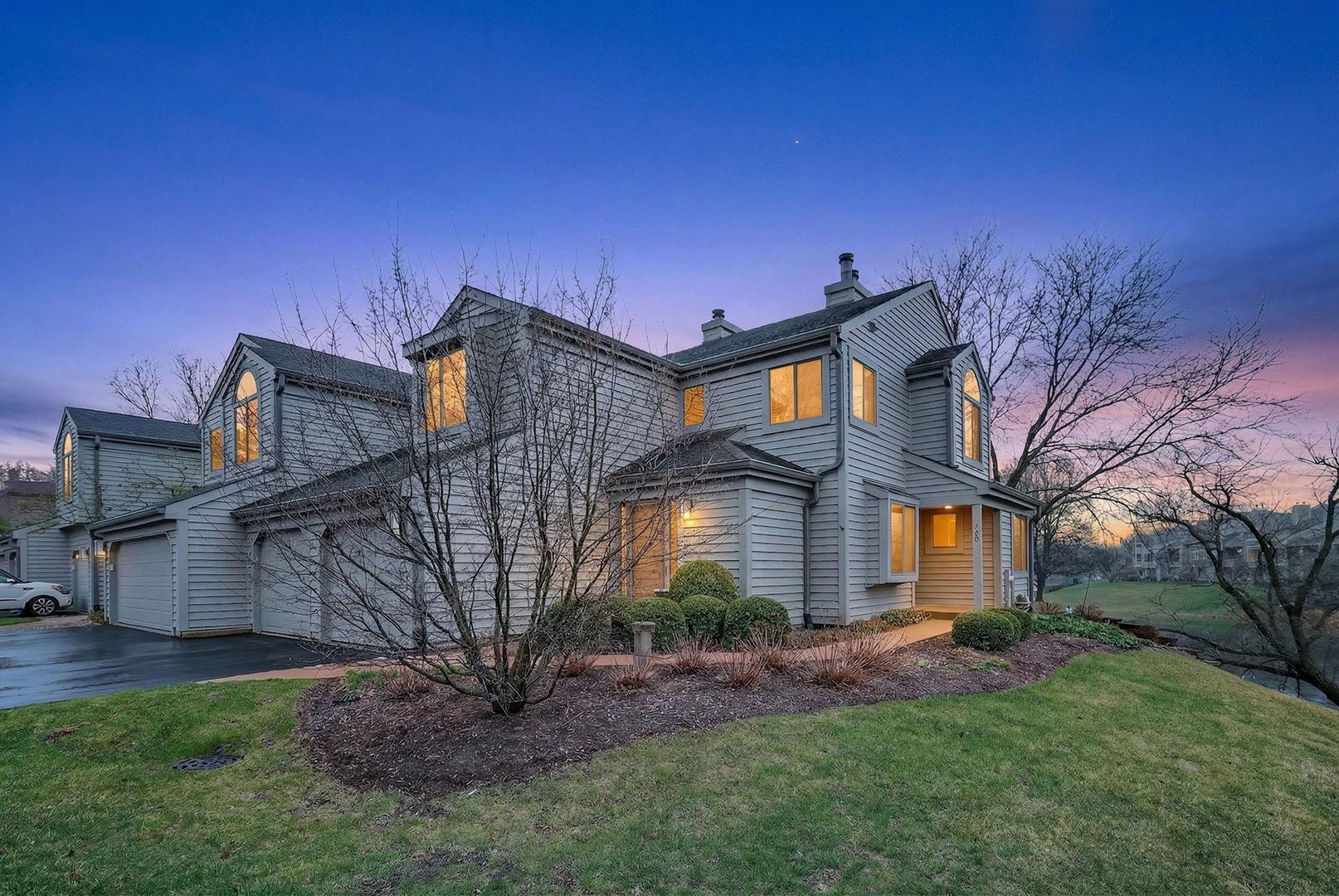 962 Shoreline Road #898, Lake Barrington, IL