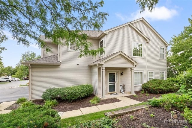452 Jamestown Court, Aurora, IL