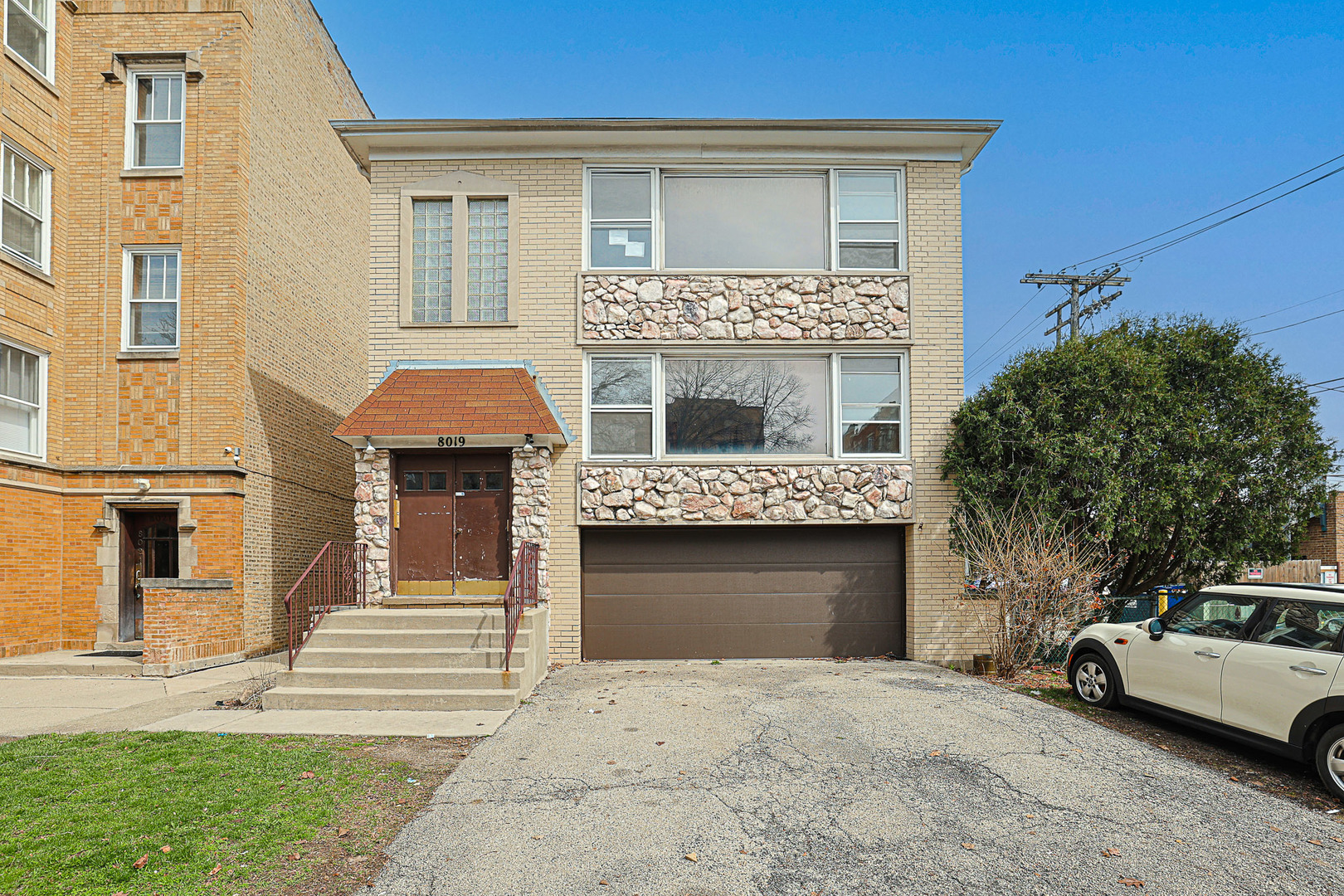 8019 Kilpatrick Avenue, Skokie, IL