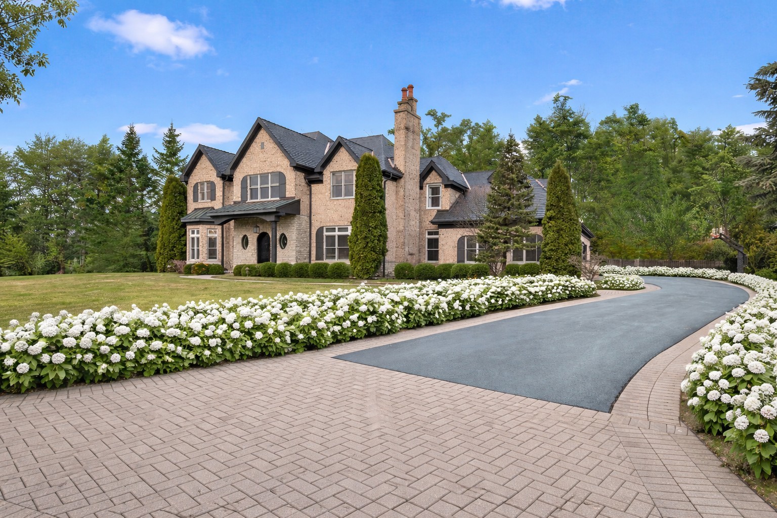 950 Gage Lane, Lake Forest, IL