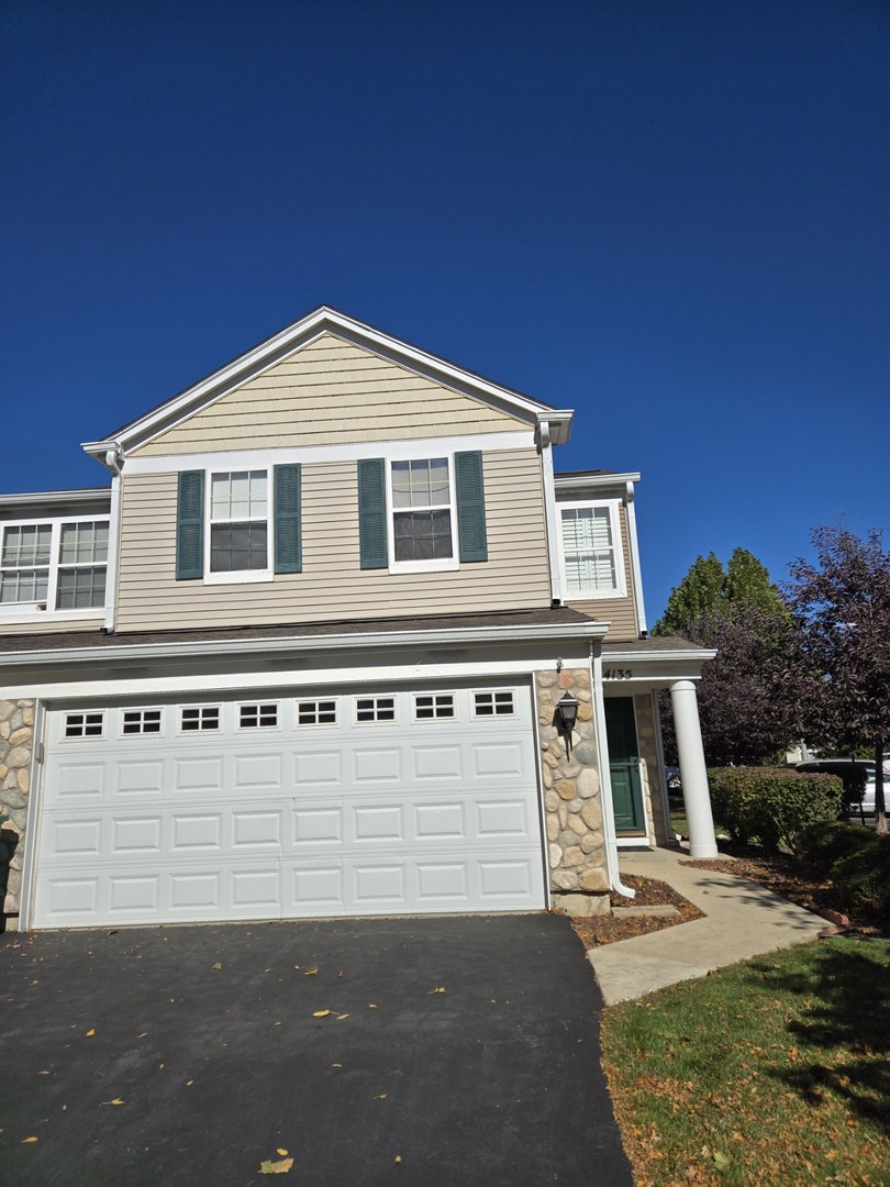4135 Oak Tree Lane #4135, Plainfield, IL