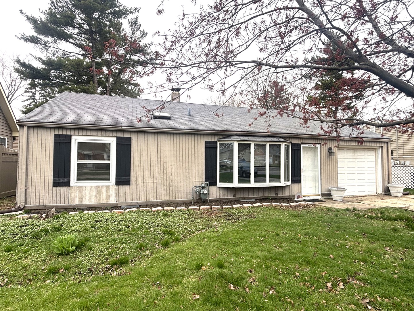 440 W Meadow Avenue, Lombard, IL